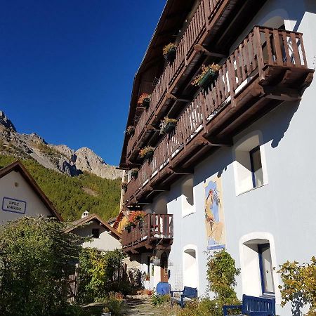 La Girandole Chambre D'Hotes Et Location D'Appartement Arvieux Dış mekan fotoğraf